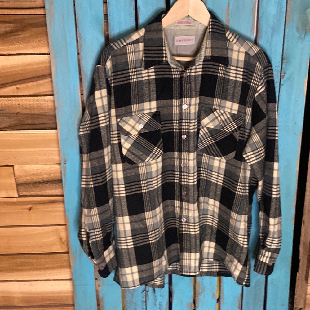 Vintage Cavallon acrylic plaid flannel shirt size large 16-16.5 navy blue white